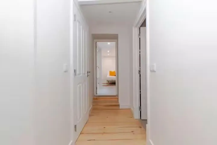 Pool-Lisbon City Centre-Garden-Wifi-1D Apartment